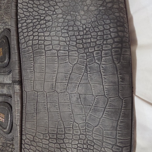 Givenchy Nightingale Nuback with Dustbag! - Picture 10 of 13